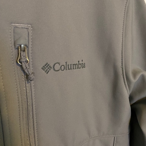 Columbia Soft Shell Grey Jacket - Picture 3 of 7